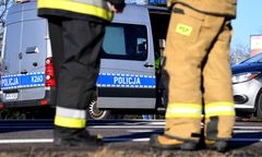 Zostawił dziecko. Wcześniej całkowicie pijany rozbił samochód