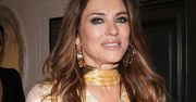 56-letnia Elizabeth Hurley pozuje w bikini. Fani nie kryją oburzenia