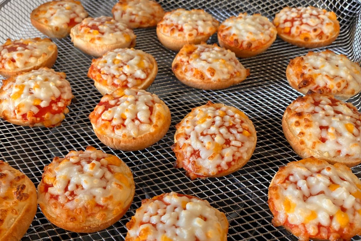 Mini pizzas - Deliciousness