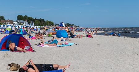 Niemcy krytykują wczasy nad Bałtykiem. "Sfrustrowani ludzie"