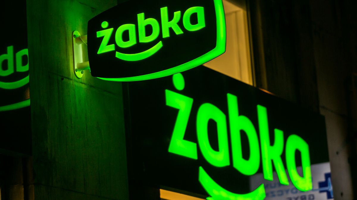 Lepiej zrób zakupy wcześniej. Żabka też może być zamknięta 1 listopada