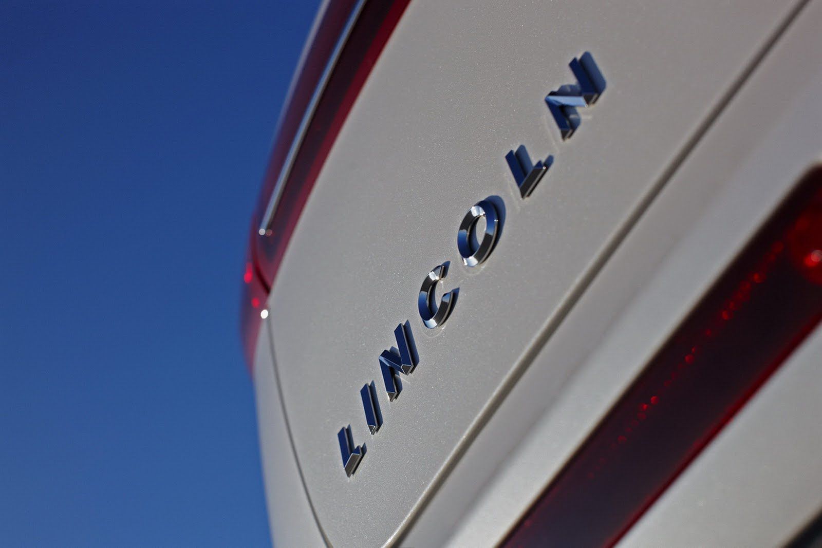 Lincoln MKT