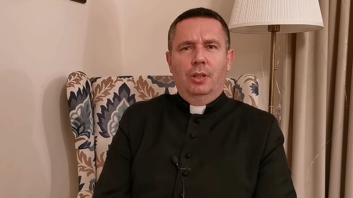 Ksiądz mówi o aborcji. 