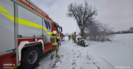 Uwaga kierowcy! Trudne warunki na drogach Mazowsza – apel o ostrożność