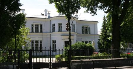 Koronawirus. Zamknięto dwa warszawskie klasztory
