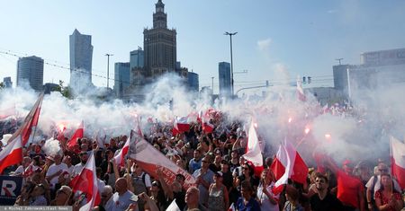 Marsz Niepodległości w Warszawie. Bosak: Piętrzenie trudności formalnych