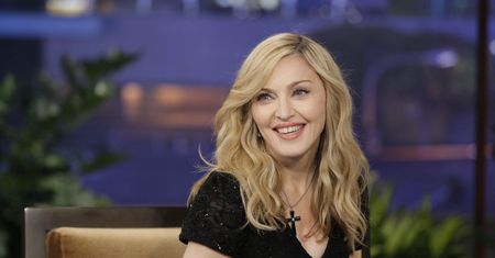 Madonna sprzeda swoje roznegliżowane zdjęcia. Wesprze osoby LGBTQ+