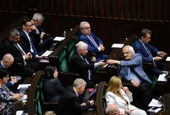 Najnowszy sondaż. Dwie partie poza Sejmem