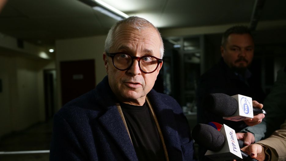 Jacek Dubois
Jarek Praszkiewicz
departament, doprowadzenie, konferencja, Pawe� S., prokuratura, Red is Bad, wydzia� zamiejscowy, prokuratury krajowej, zorganizowanej i korupcji