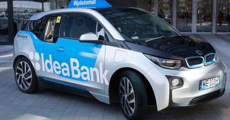 Pionierskie rozwiązanie w Polsce - BMW i3 jako mobilny wpłatomat