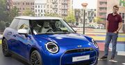 Nowy Mini Cooper. Charyzmatyczny, minimalistyczny i raczej elektryczny