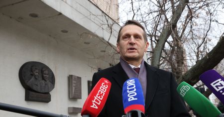 Straszy Bałtów i Polskę. "Rosja odpowie atakiem na NATO"