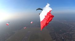 Rekord Polski i gigantyczne biało-czerwone flagi na niebie. Tak uczcili Święto Niepodległości