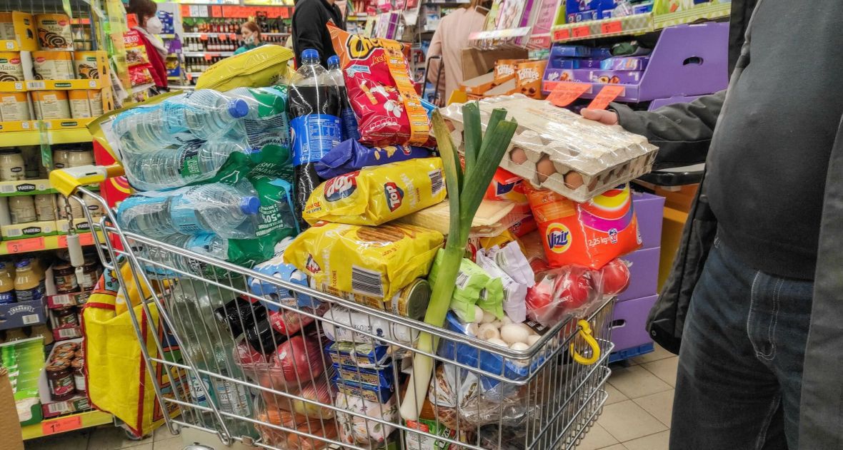 Inflacja 8,6 proc. O tyle więcej polska rodzina zapłaci za prąd i gaz