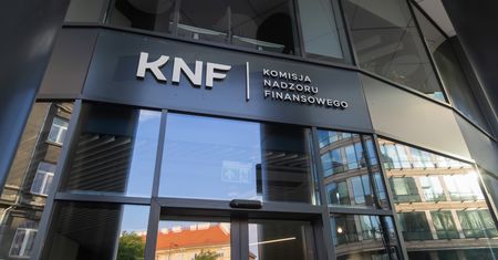 Korupcja w KNF. W tle sprawa dot. podsłuchów u miliardera
