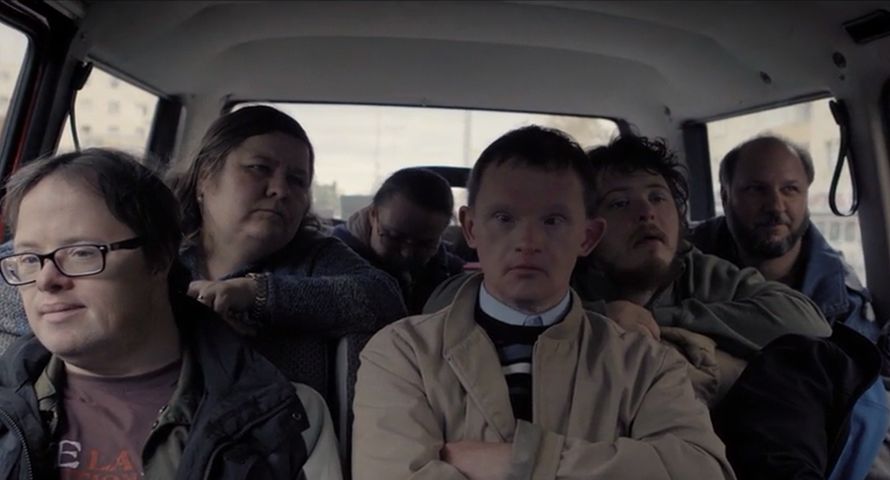 Reżyserka atakuje TVP za niepokaznie filmu z aktorami z zespołem Downa. Mamy odpowiedź telewizji