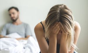 "Wdowia choroba". Co się dzieje z kobietą, która nie uprawia seksu?