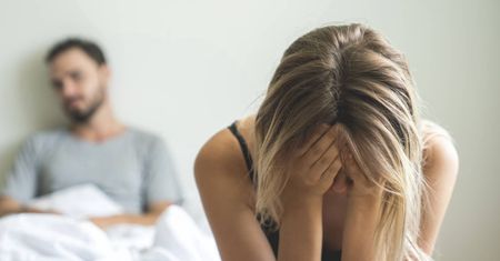 "Wdowia choroba". Co się dzieje z kobietą, która nie uprawia seksu?