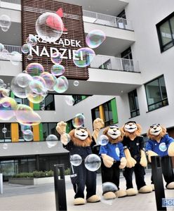 Wrocław. Niespodziewani goście w Przylądku Nadziei. Policjanci i żołnierze spisali się na medal