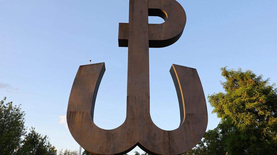 Warszawa. Powstańcy otrzymują pomoc od miasta