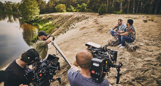 Wiktor Mrozik prowadzi "Smaki bez granic" w Onecie