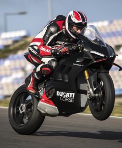 Ducati podnosi poprzeczkę. Panigale V4 SP2 to sportowiec ekstremalny
