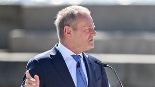 Tusk wbija szpilę PiS. "Niektórzy kończą w Naddniestrzu"