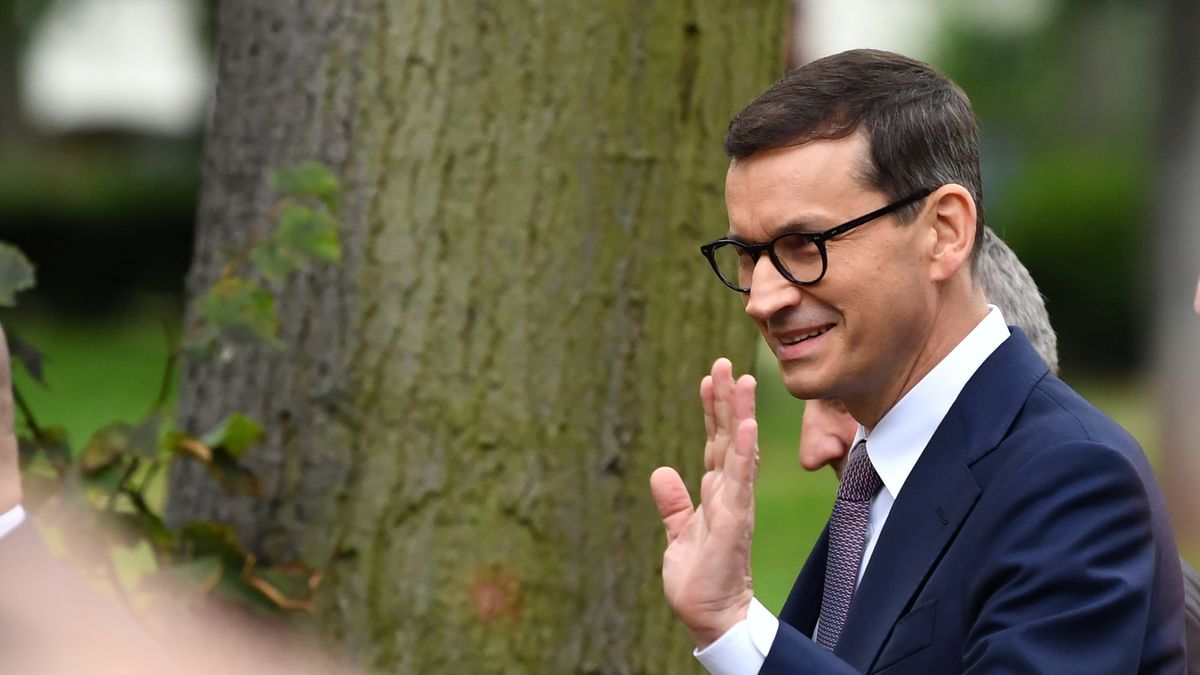 Mateusz Morawiecki dostał obrazek od małej dziewczynki 