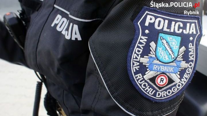 Policjanci każdego dnia łapią pijanych kierowców.