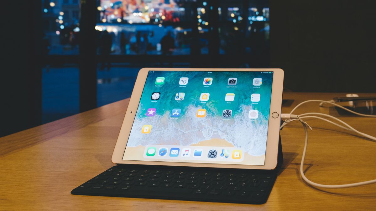 Nowy iPad mini i nowy 10-calowy iPad w 2019 roku. (depositphotos)