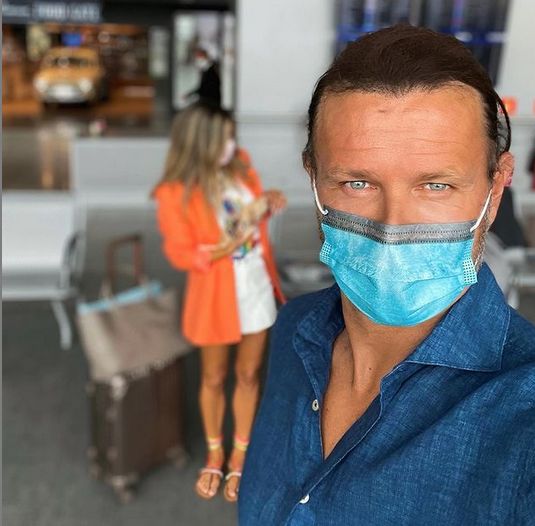 Małgorzata Rozenek wyrywa telefon z ręki Radka Majdana