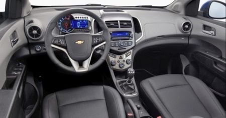 Wideo czterech Chevroletów na Paris Motor Show