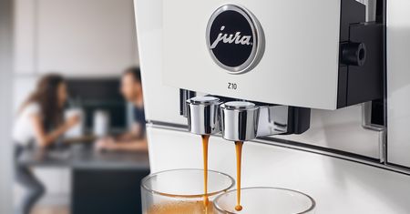 Czas na modne kawy z ekspresem Jura Z10