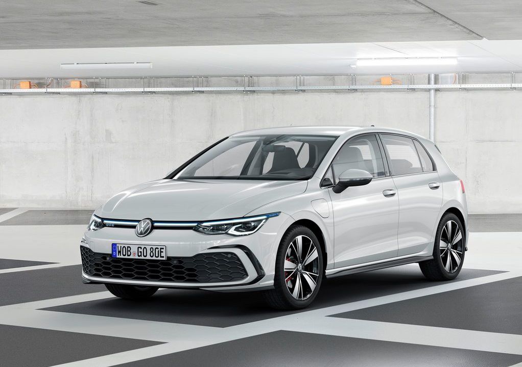 Volkswagen Golf eHybrid oraz GTE już w salonach. Polskie ceny wersji plug-in