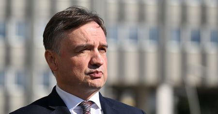 Pożyczyła 4 tys. zł, miała oddać 13 tys. zł. Jest decyzja sądu po interwencji Zbigniewa Ziobro