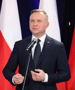 Protest przed Pałacem Prezydenckim. Powodem plany Andrzeja Dudy