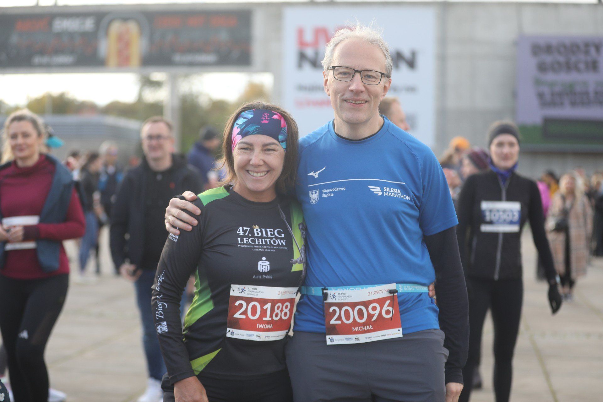 W 11. PKO Półmaratonie Gliwickim i 11. Gliwickiej Dysze wystartowały tłumy biegaczy
