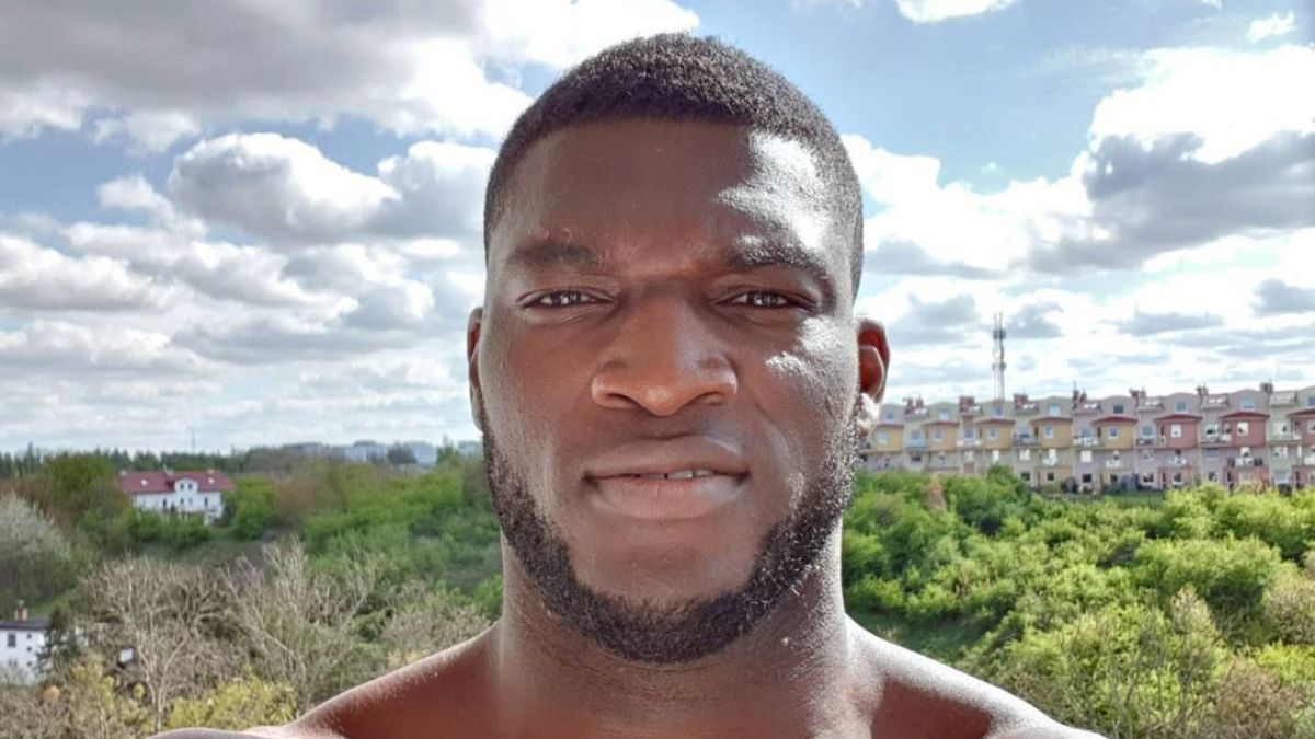 Izu Ugonoh o rasizmie w Polsce