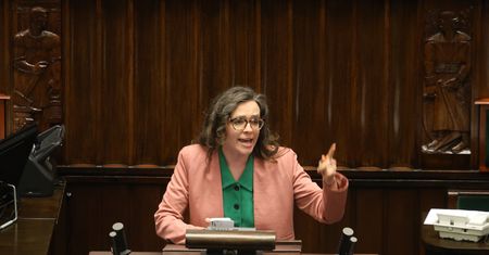 Kontrowersyjny pomysł posłanki Jachiry. Czy z Sejmu znikną choinki?