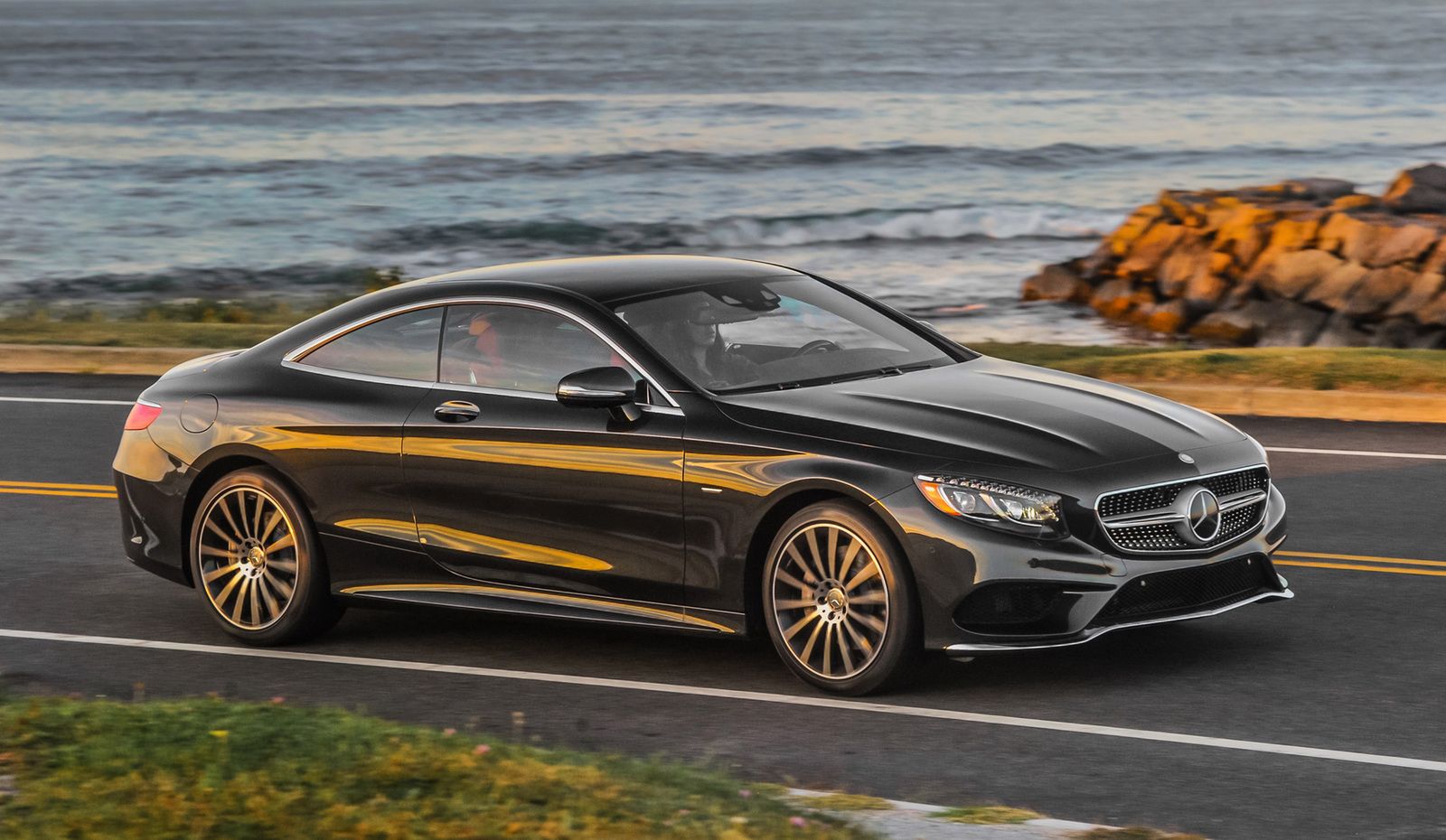 Mercedes-Benz S63 AMG i S550 Coupé w nowej galerii zdjęć 56