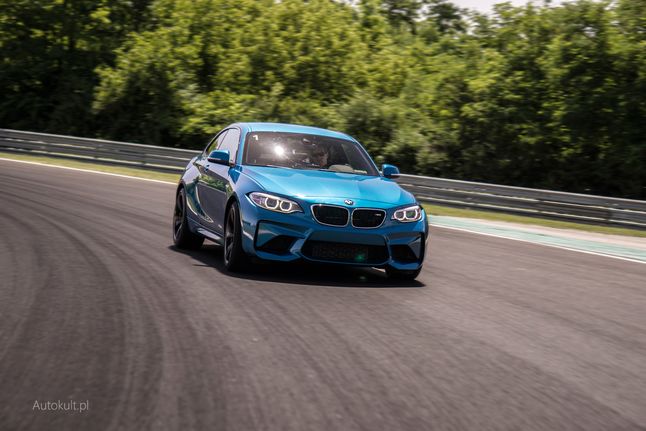 BMW M2 (2016)
