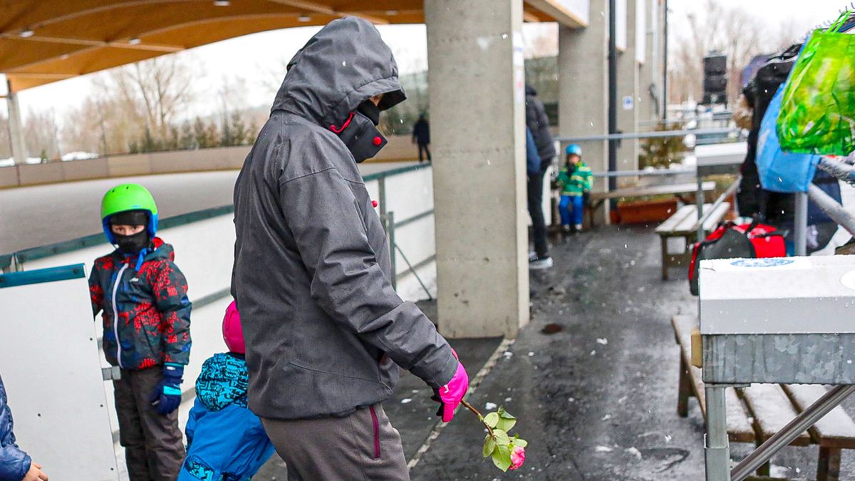 Główny Inspektorat Sanitarny każe za "kwiaciarnię na lodzie". "Nawet 30 tys. złotych"