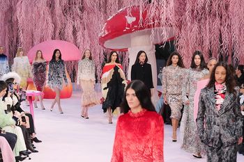 Postaw na kolor. Eksplozja barw w sezonie wiosna-lato 2026