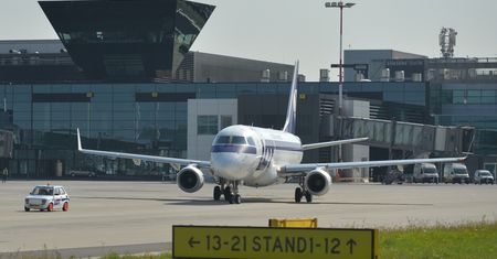 LOT odkrył karty. Nie powtórzyli miliarda złotych zysku
