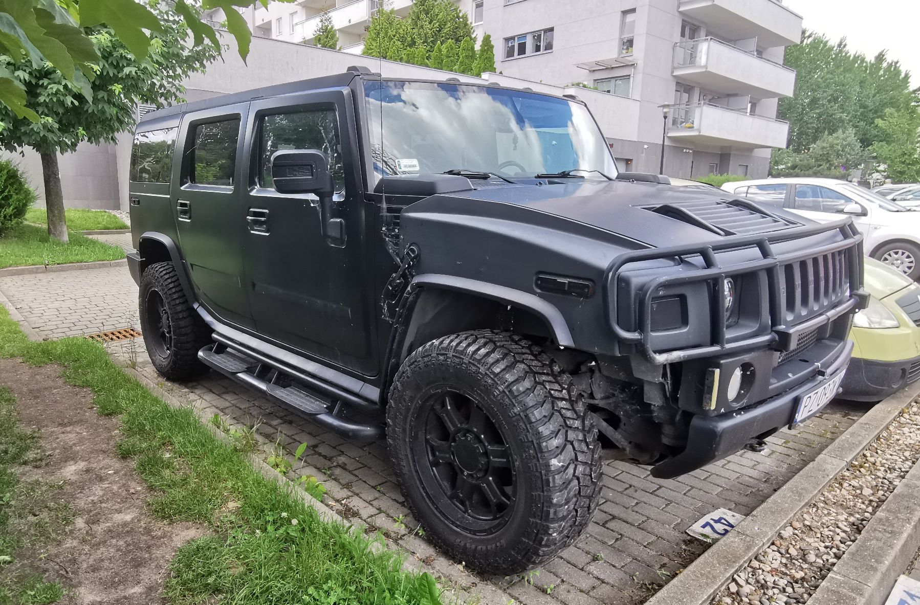 Hummer H2 na licytacji skarbowej