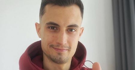 Maciej Kot pokazał, co wyłowił z wody. Zdjęcie jako dowód