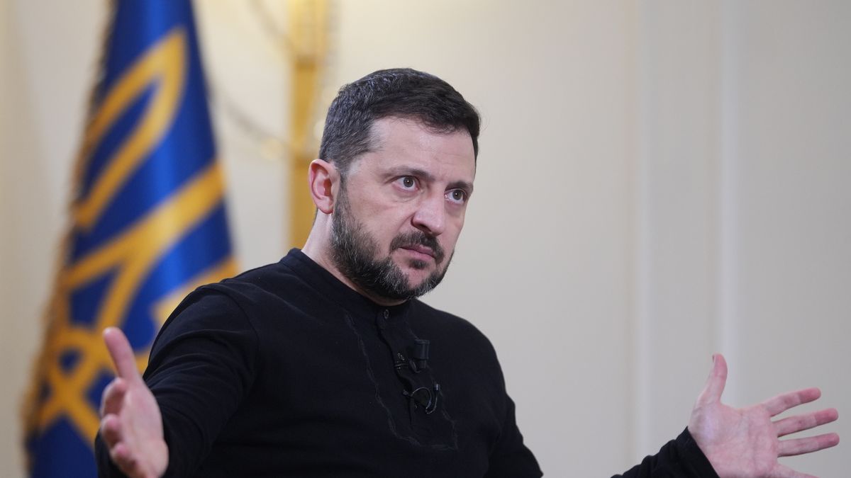 ANKARA, TURKIYE - FEBRUARY 18: Ukrainian President Volodymyr Zelenskyy answers the questions of press members at Esenboga Airport before leaving the country in Ankara, Turkiye on February 18, 2025. (Photo by Evrim Aydin/Anadolu via Getty Images)