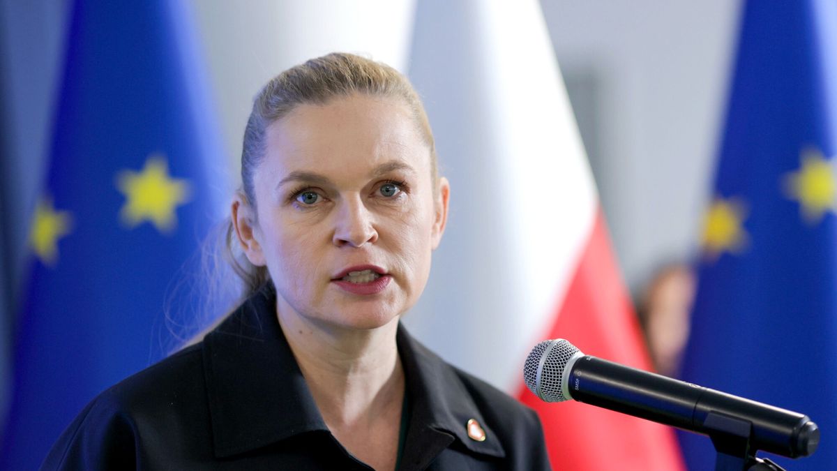 "Jest gorzej, niż się wydaje". Ministra zabiera głos ws. pieniędzy dla nauczycieli