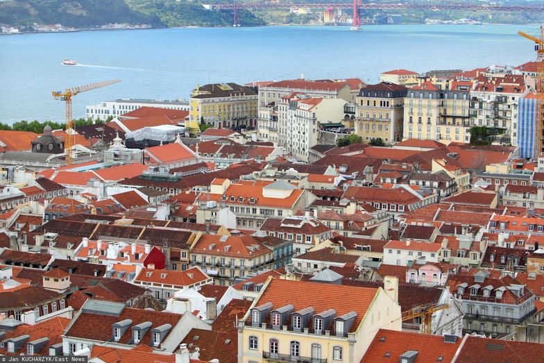 W Portugalii wracają obostrzenia. Lizbona z zakazem wjazdu i wyjazdu