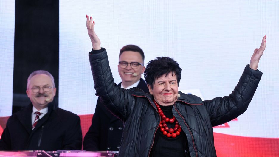 Debaty w Ko?skich
Fot. Pawel Wodzynski/East News, 11.04.2025. Konskie. Prezydencka kampania wyborcza. Sztab kandydata KO Rafala Trzaskowskiego zaprosil do przedwyborczej debaty w Konskich kontrkandydata - Karola Nawrockiego (PiS). Chec udzialu w debacie zglosili tez inni kandydaci. N/z odrebna debata TV Republika i telewizji wPolsce24 na Rynku w Konskich - Marek Jakubiak, Szymon Holownia, Joanna Senyszyn
Pawel Wodzynski